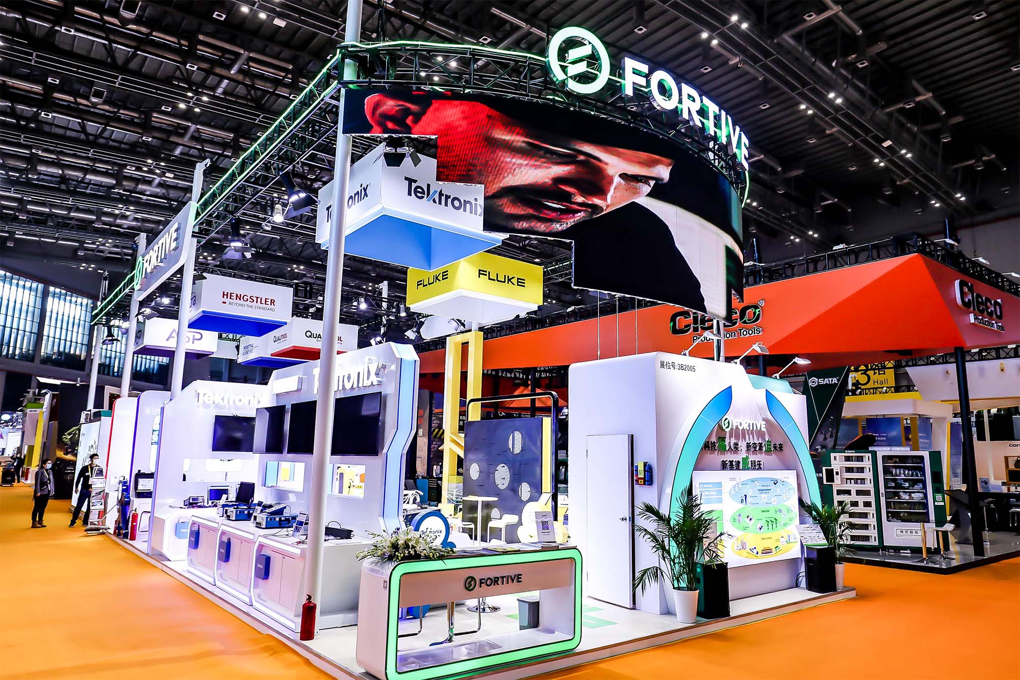 From Joint Showcase to Brand Fusion The Art of Multi-Brand Booth Design at Industrial Exhibitions